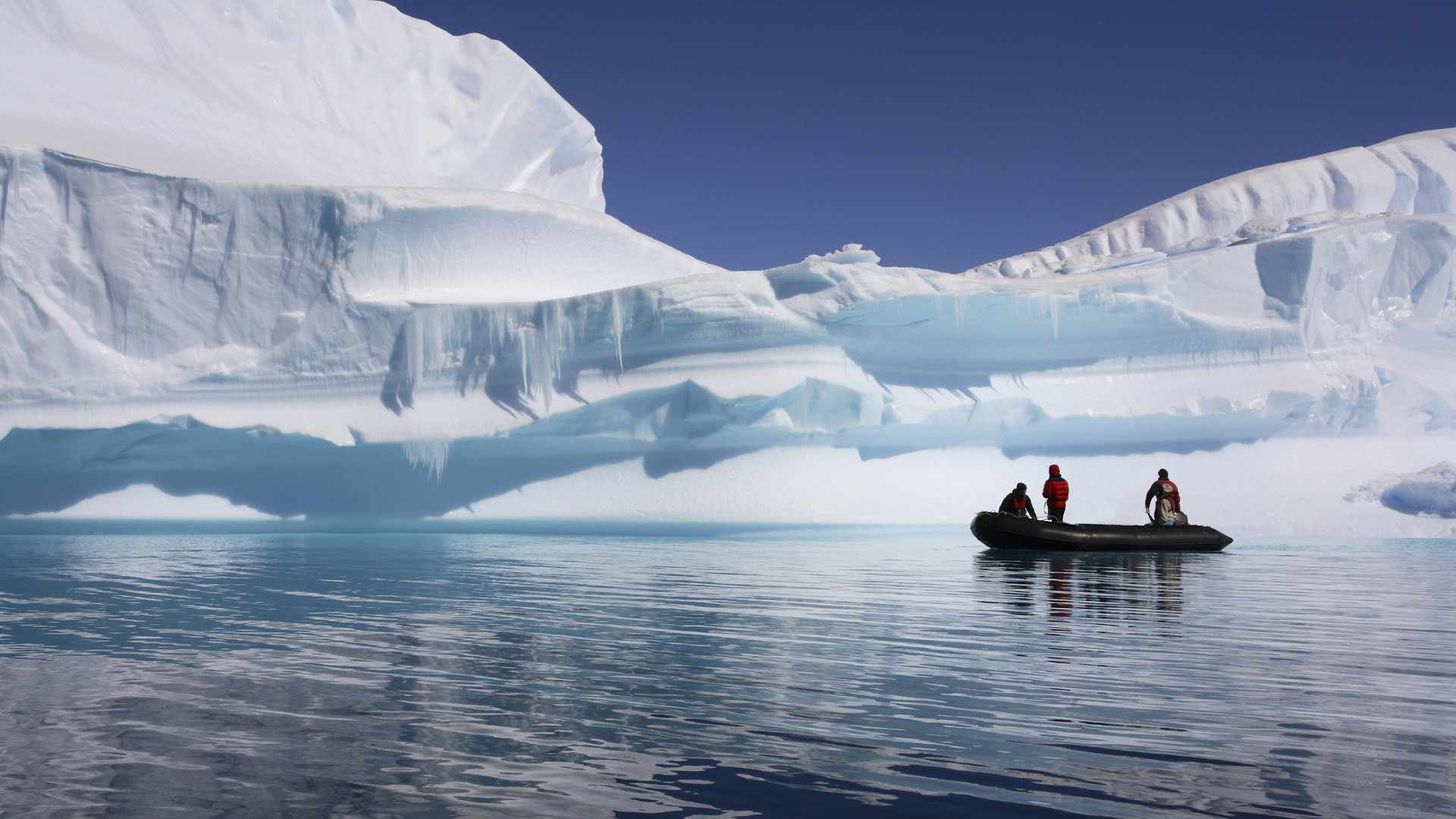 Custom Travel Planner Network-Antarctica-Cruise up Close
