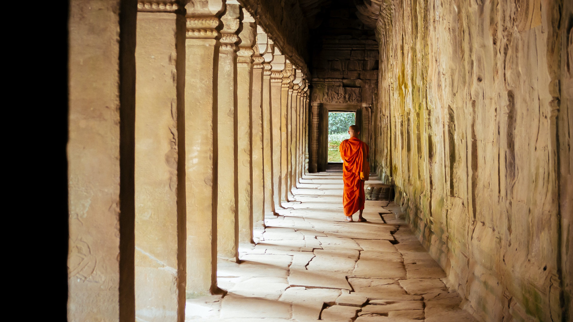Custom Travel Planner Network-Cambodia-Temple Monk
