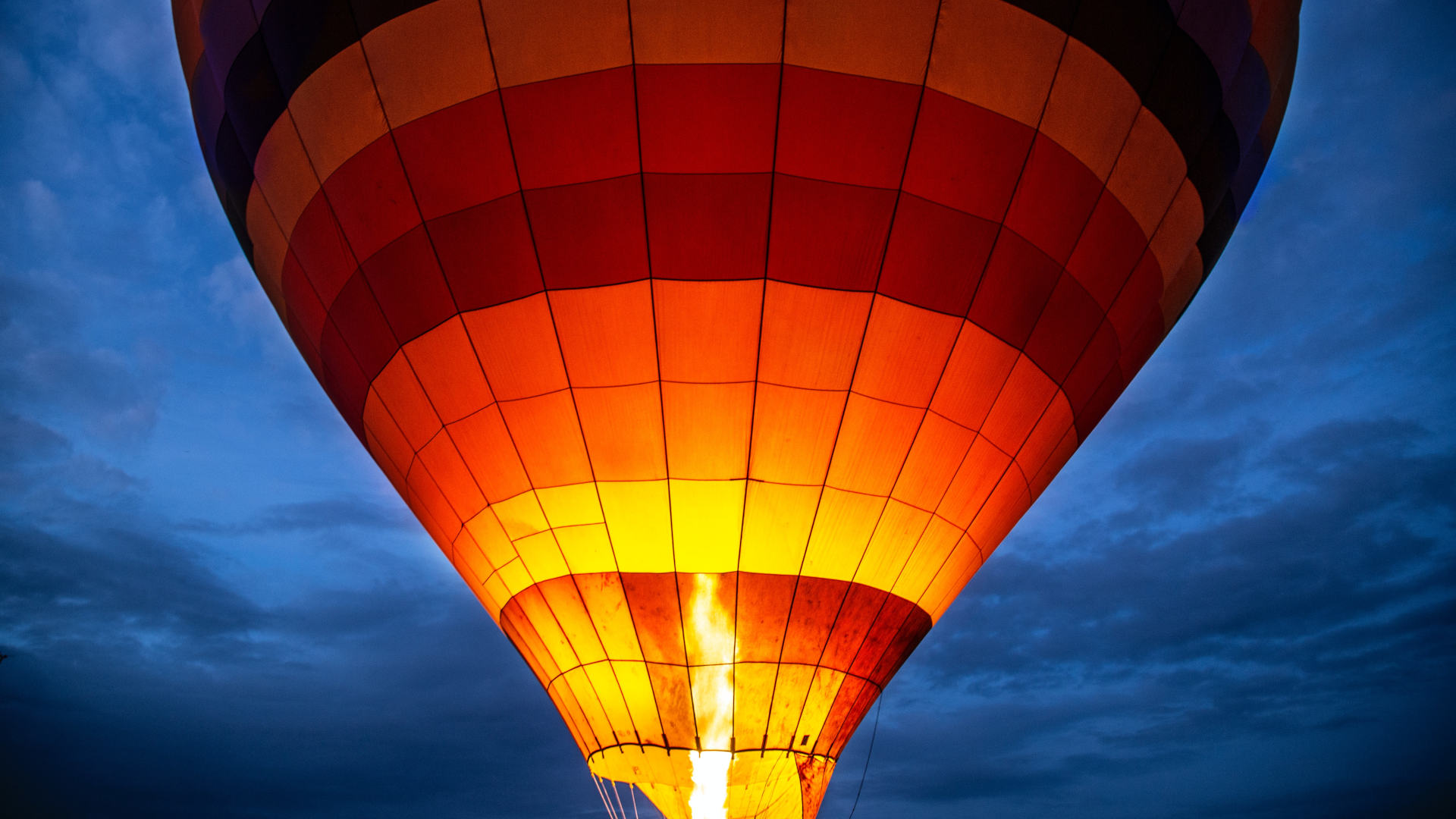 Custom Travel Planners Network-Kenya-Masai Mara National Reserve Balloon Ride